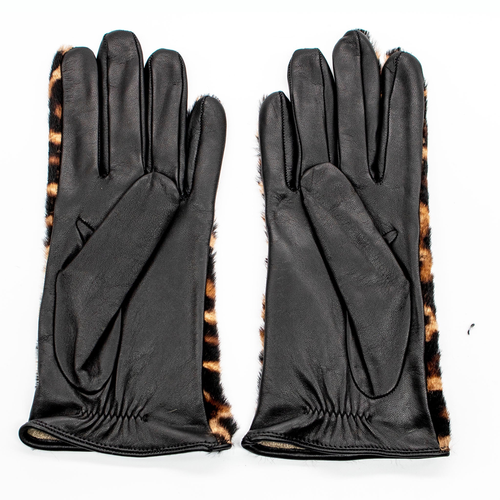TECH LEATHER GLOVES IN ANIMAL PRINT | Dirt Rich Elegance | Apparel, Accessories, Home Goods & Personal Care